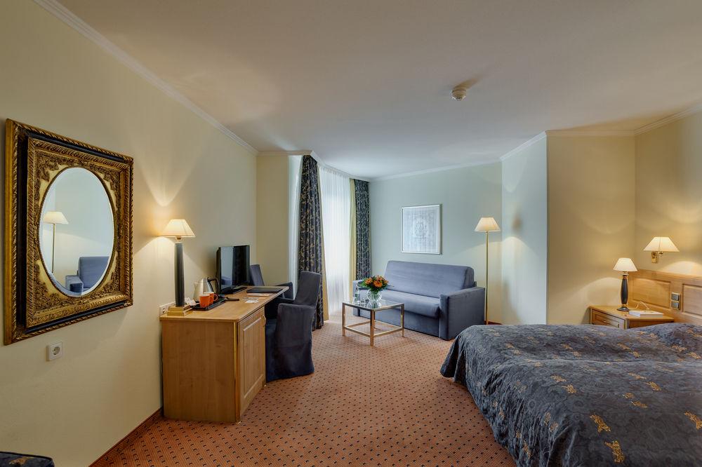 Awa Hotel München