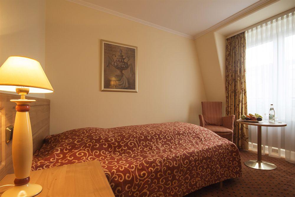 Awa Hotel München